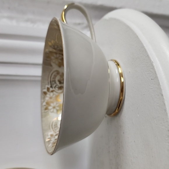 H&C Selb Bavaria Heinrich & CO Tea Cup &Saucer Gold pink Blue Flowers - Picture 3 of 9